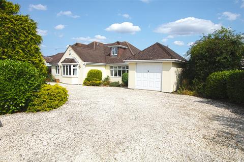 4 bedroom detached house for sale, Kennel Lane, Billericay CM11