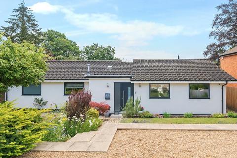 3 bedroom bungalow for sale, Hook Hill Lane, Hook Heath, GU22