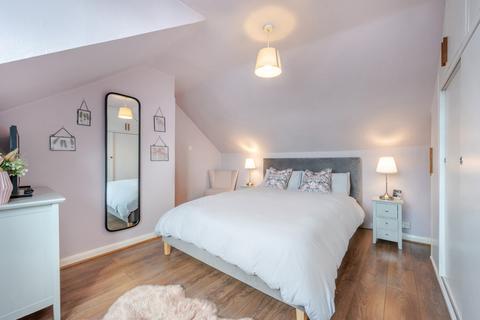 3 bedroom flat for sale, Surrey Road, SE15