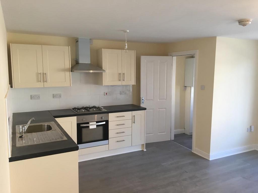 Liverpool Road, Eccles, Manchester 2 bed apartment to rent £850 pcm (£196 pw)