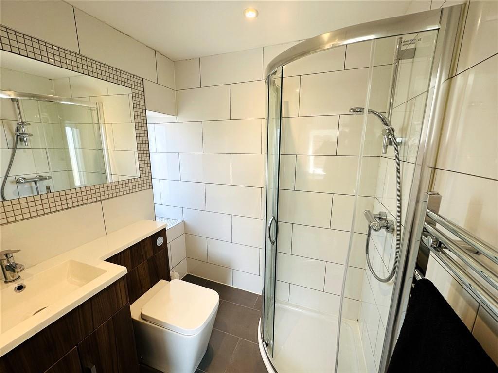 En Suite Shower Room