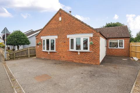 3 bedroom detached bungalow for sale, High Street, Walcott, Lincoln, Lincolnshire, LN4