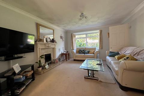 4 bedroom detached house for sale, Malvern Drive, Dibden Purlieu SO45