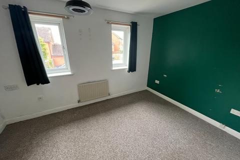 2 bedroom townhouse for sale, Blythfield, Burton-on-Trent, DE14