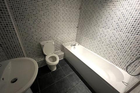 12 Blythfield, Burton-on-trent, DE14 1TU