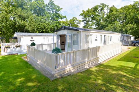 2 bedroom park home for sale, Woodland View, Bashley Park, New Milton, Hampshire, BH25