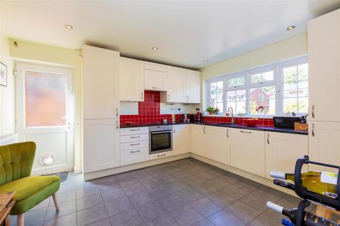 68 Valley Road, Henley-on-thames, RG9 1RR