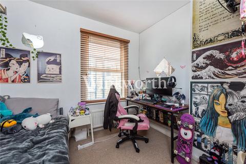 25 Southey Road, London, N15 5LJ