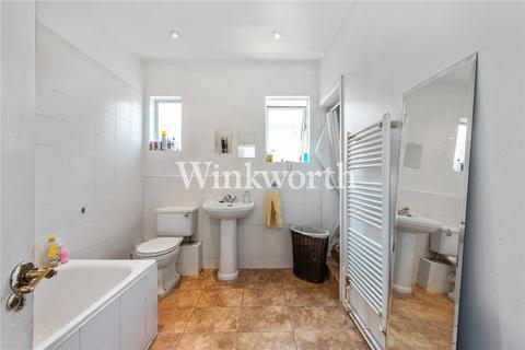 25 Southey Road, London, N15 5LJ
