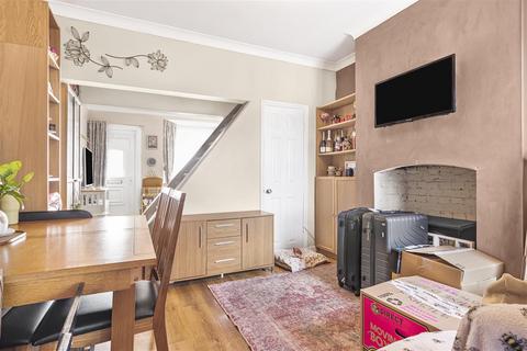 2 bedroom terraced house for sale, Sevenoaks Road, Borough Green