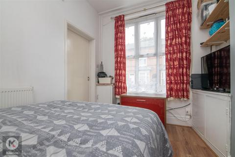 39 Poplar Road, Sparkhill, Birmingham, B11 1UH