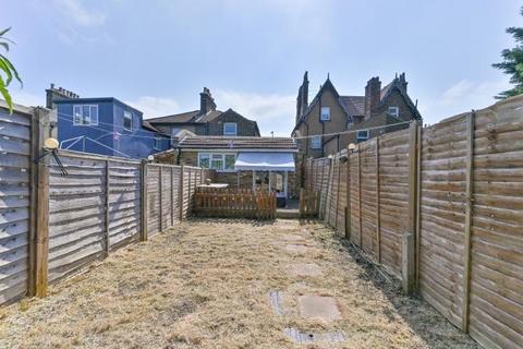 87 Selhurst Road, London, SE25 6LH