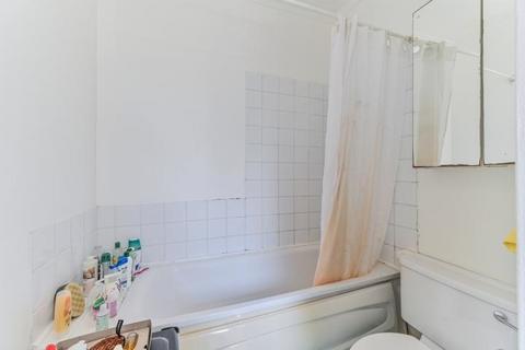 87 Selhurst Road, London, SE25 6LH
