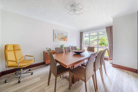 3 bedroom apartment for sale, Raylands Mead, Gerrards Cross, Buckinghamshire, SL9