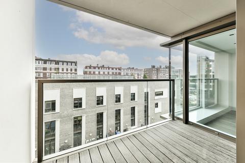 3 bedroom flat for sale, Radnor Terrace, London W14