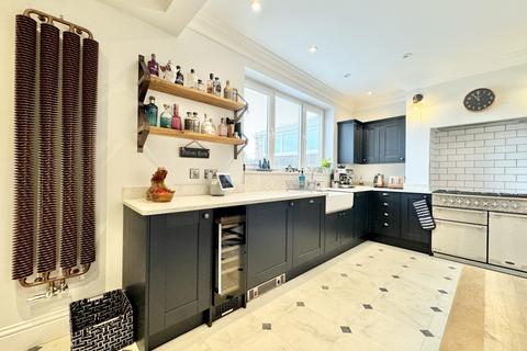 9 Howden Avenue, Skellow, Doncaster, DN6 8LJ