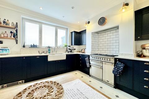 9 Howden Avenue, Skellow, Doncaster, DN6 8LJ