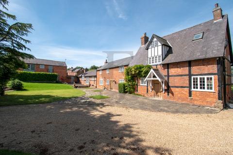 7 bedroom detached house for sale, Walnut Farm, East Norton