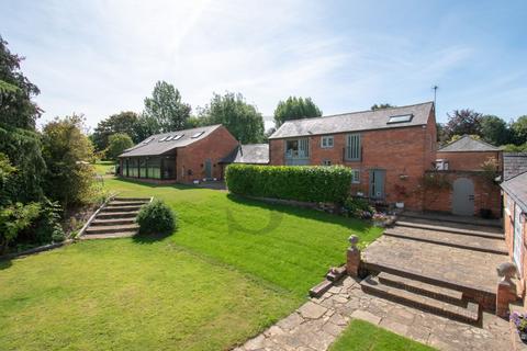 7 bedroom detached house for sale, Walnut Farm, East Norton