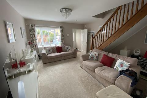 6 Cwrt Lando, Pembrey, Burry Port, SA16 0YE