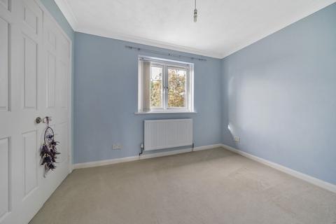 7 Beach Piece Way, Basingstoke, RG22 4TQ