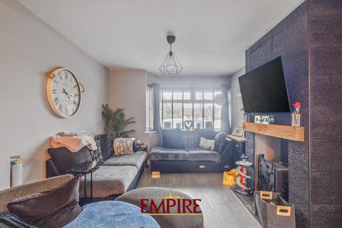 3 bedroom semi-detached house for sale, Conway Avenue, Oldbury, B68