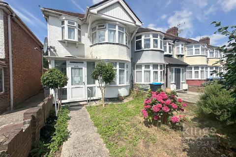 3 bedroom end of terrace house for sale, Great Cambridge Road, Enfield