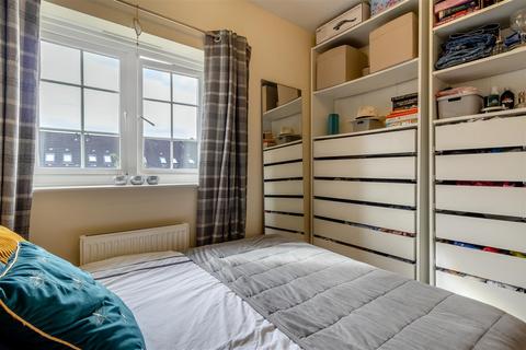 23 Curbar Close, Mansfield, NG18 4XS