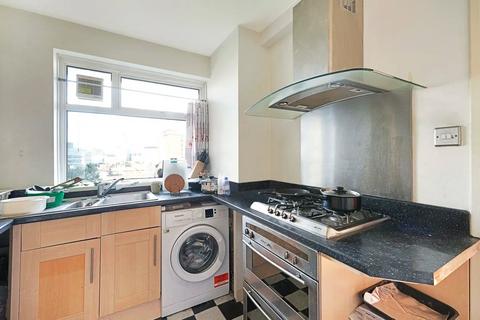 2 bedroom apartment to rent, Windmill House, Windmill Walk, London, SE1