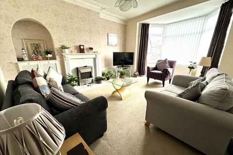 3 bedroom apartment for sale, Station Road, Filey