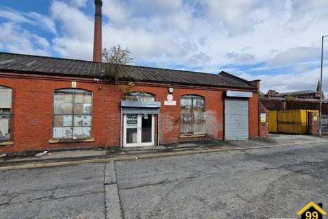 Warehouse to rent, Grey Street, Denton, Manchester, Tameside Metropolitan, M34