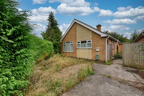 2 bedroom bungalow for sale, Trentham Gardens, Burton Joyce, Nottingham