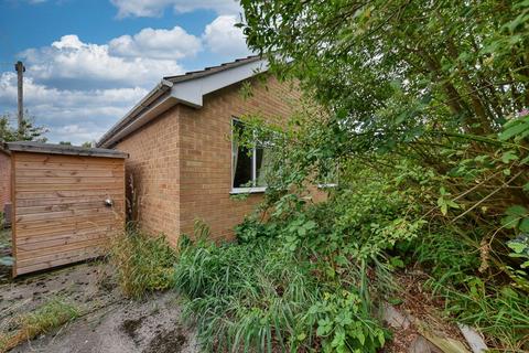 2 bedroom bungalow for sale, Trentham Gardens, Burton Joyce, Nottingham