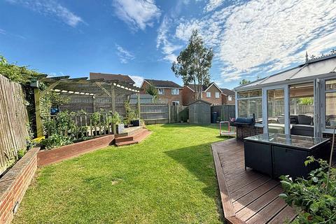 4 bedroom detached house for sale, Grasmere Close, Eastbourne