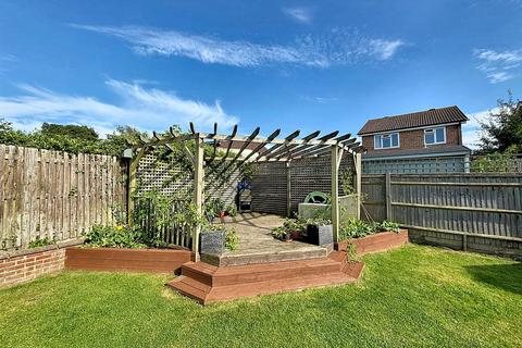 53 Grasmere Close, Eastbourne, BN23 8JE
