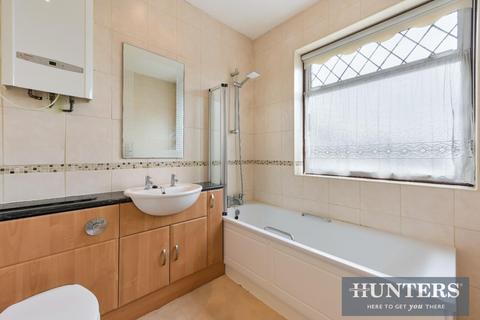 3 bedroom semi-detached house for sale, Bulstrode Road, Hounslow