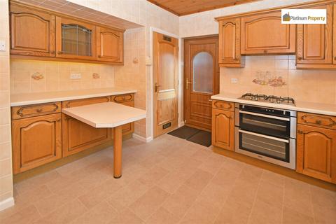 4 bedroom semi-detached bungalow for sale, Bernard Grove, Stoke-On-Trent ST3