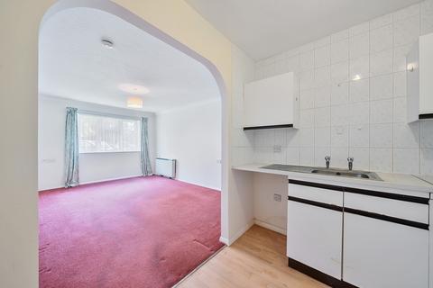 1 bedroom apartment for sale, Chatsworth Place, Mitcham CR4