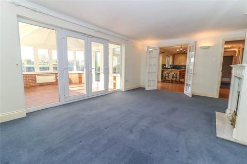 Fallowfield Barncroft, Appleshaw, Andover, SP11 9BU