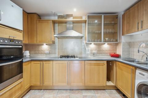 2 bedroom apartment for sale, Eastcote Road, Pinner