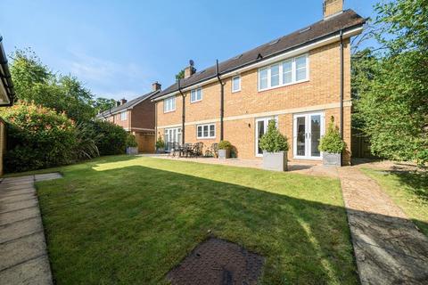 5 bedroom detached house for sale, Camberley,  Surrey,  GU15