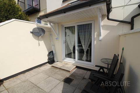 3 bedroom terraced house to rent, Babbacombe Road, Torquay, TQ1