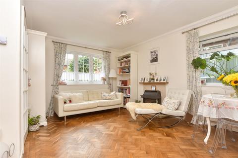 2 bedroom link detached house for sale, High Street, Lingfield, Surrey