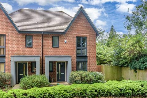 3 bedroom semi-detached house for sale, New House Farm Drive, Northfield, Birmingham, West Midlands, B31