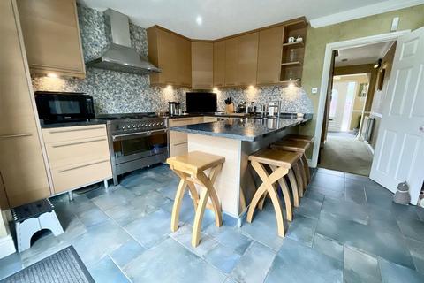 3 bedroom house for sale, Raincliffe Crescent, Scarborough, YO12