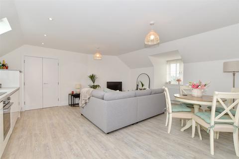 1 bedroom flat for sale, Hermitage Lane, Fontwell, Arundel, West Sussex