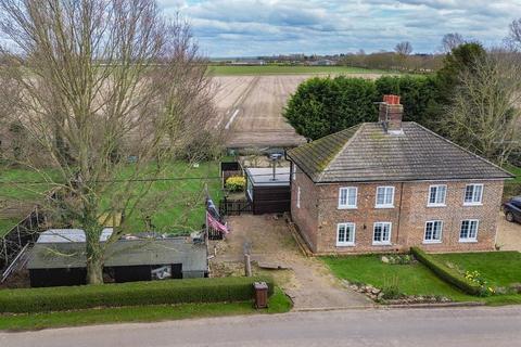 3 bedroom cottage for sale, Dawsmere Bank, Gedney Dawsmere, Spalding