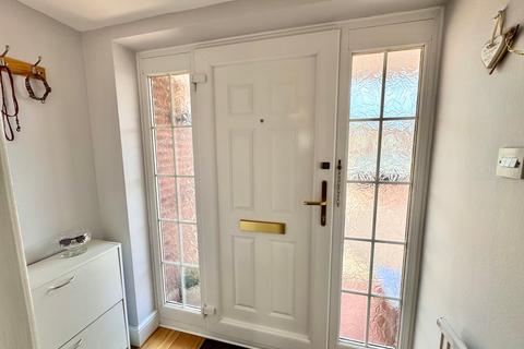25 Ashes Close, Walton On The Naze, CO14 8TZ