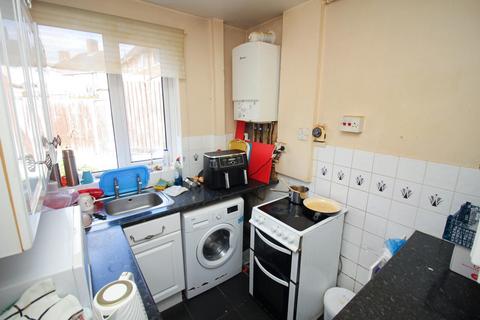 3 bedroom semi-detached house for sale, Elmsthorpe Rise, Braunstone, LE3