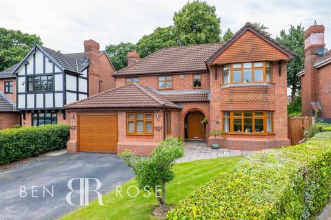 11 Dunham Drive, Whittle Le Woods, Chorley, PR6 7DN